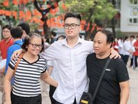 Thí sinh Hà Nội phấn khởi hoàn thành Kỳ thi tốt nghiệp THPT năm 2026