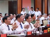 Thủ tướng Chính phủ phát động thi đua thực hiện thắng lợi mục tiêu tăng trưởng bền vững 2 con số giai đoạn 2026-2030