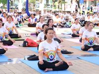 Hơn 1.000 người tham gia Ngày Quốc tế Yoga năm 2026 tại Cần Thơ