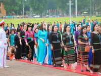 Khai mạc phiên thứ nhất Đại hội đại biểu phụ nữ toàn quốc lần thứ XIV