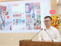 Chiều sâu văn hóa qua 'minh họa trên báo'