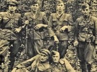 Ukraine nhiều lần hòa giải nhưng Ba Lan vẫn quyết thu hồi huân chương Đại bàng Trắng