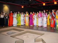 Miss Multicultural World đưa dàn người đẹp thế giới khám phá Nhà Quốc hội Việt Nam