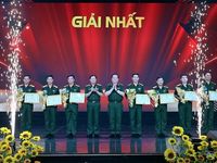 Báo cáo viên giỏi phải là người chiến sĩ mẫu mực, 'nói đi đôi với làm'