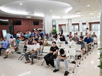 Bệnh viện Bạch Mai cơ sở Ninh Bình: 'Người dân đến khám đông, kỳ vọng lớn'