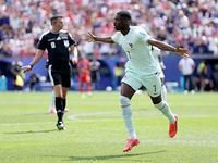 Pháp hạ Na Uy 4-1 với show diễn của Dembele