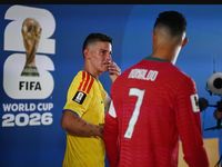 Ronaldo mờ nhạt, Bồ Đào Nha vào vòng 1/16 với nhánh đấu có 3 ứng viên hạng nặng