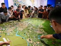 Toàn cảnh không gian triển lãm Quy hoạch tổng thể Thủ đô Hà Nội tầm nhìn 100 năm