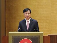 Chuyển mạnh tư duy từ 'quản lý hành chính' sang 'kiến tạo phát triển'