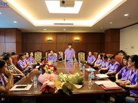Trao tặng Huy hiệu 30 năm tuổi Đảng cho 3 đảng viên thuộc Chi bộ Vụ 2