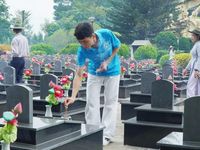 Đắk Lắk: Dâng hương tưởng niệm anh hùng liệt sĩ trước thềm Đại hội đại biểu Phật giáo tỉnh lần thứ I