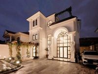 Quang Lê khoe ảnh thăm nhà hơn 200 tỷ đồng của Lệ Quyên, thực hư khối tài sản giàu có của nữ ca sĩ