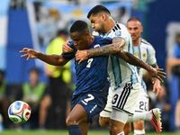 Messi ghi bàn thứ 7, Argentina bở hơi tai vượt ải Cape Verde