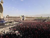Biển người Iran đổ về thủ đô Tehran tiễn biệt cố Lãnh tụ Tối cao Ali Khamenei