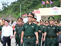 Tổng duyệt Giao lưu hữu nghị quốc phòng biên giới Việt Nam - Lào lần thứ 3