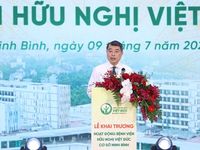 Thủ tướng: Đầu tư cho y tế không chỉ để phục vụ khám, chữa bệnh mà còn để đầu tư cho tương lai