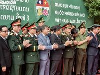 Giao lưu quốc phòng Việt Nam - Lào: Bồi đắp tình hữu nghị từ nơi biên cương