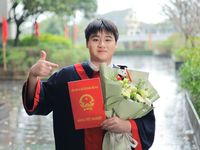 Tạ Ngọc Minh (Trung học phổ thông Chuyên Bắc Ninh)- 'Chàng trai vàng' Olympic Vật lí quốc tế 2026