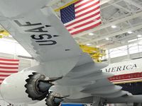 Không lực Một mới của ông Trump gây 'hoài nghi' sau màn đổi chuyên cơ tại Thổ Nhĩ Kỳ