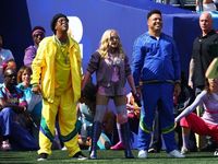 Ronaldo, Ronaldinho gây sốt cùng Madonna ở chung kết World Cup