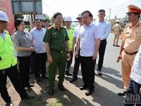 Lãnh đạo Đồng Nai thăm hỏi, hỗ trợ các nạn nhân vụ tai nạn giao thông đặc biệt nghiêm trọng