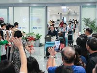 Đoàn Việt Nam trở về sau Kỳ thi Olympic Toán học Quốc tế (IMO) 2026