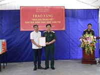 Học viện Quân y khám bệnh, cấp thuốc, tặng quà gia đình chính sách tại xã Nam Dương, tỉnh Bắc Ninh