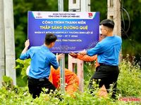 Tuổi trẻ ngành điện tri ân người có công, thắp sáng bản làng vùng cao