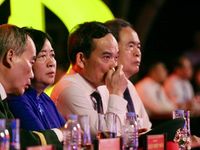Cầu truyền hình 'Sao sáng dẫn đường' lan tỏa thông điệp tri ân từ TP.HCM