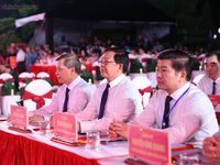 Cầu truyền hình 'Sao sáng dẫn đường': Tôn vinh và tri ân sự hy sinh cao cả của các Anh hùng liệt sĩ