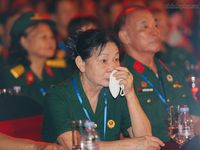 Cầu truyền hình 'Sao sáng dẫn đường': Tôn vinh và tri ân sự hy sinh cao cả của các Anh hùng liệt sĩ