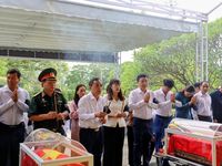 Truy điệu, an táng 2 hài cốt liệt sĩ tại Nghĩa trang Liệt sĩ Độc Lập
