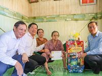 Phó Chủ tịch UBND tỉnh Ngô Vũ Thăng thăm nạn nhân chất độc da cam/dioxin