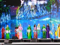 111 người đẹp thế giới hội tụ tại Quảng Ninh trong đêm khai mạc Miss World 2026