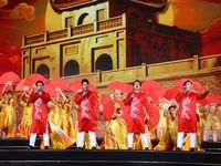 Hào sảng và xúc động với '81 Mùa bình yên' được kể bên Hồ Gươm