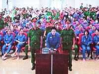 Ngày đầu xử 227 bị cáo vụ VN10: Chi Dân, Trúc Phương gây chú ý