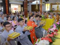 Trường hạ chùa Phước Hòa (TP.HCM) tổ chức Lễ Vu lan - Báo hiếu và dâng y cúng dường