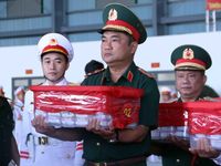 Chuyến bay đặc biệt đưa 7.104 mẫu hài cốt liệt sĩ ra Hà Nội đi tìm danh tính