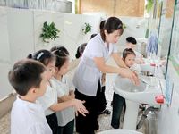 Bắc Ninh: Học sinh lớp 1 náo nức tựu trường