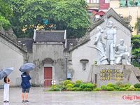Cùng chiêm ngưỡng những tượng đài cảm tử 'Quyết tử để Tổ quốc quyết sinh' tại Hà Nội