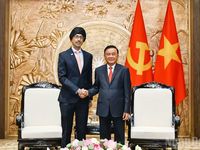 Góp phần xây dựng và củng cố lòng tin chiến lược
