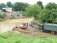 Cận cảnh cuộc tìm kiếm 3 người mất tích sau vụ lật thuyền ở Thái Nguyên