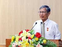 Vinh dự nhận Huy hiệu Đảng trong niềm tự hào ngày Quốc khánh
