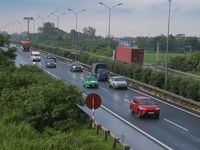 CSGT xử lý lỗi không giữ khoảng cách, cao tốc Pháp Vân - Cầu Giẽ - Cao Bồ ra sao?