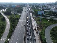 Cao tốc TP Hồ Chí Minh-Long Thành ùn ứ gần 10km trong ngày nghỉ lễ thứ hai