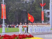 [Ảnh] Đông đảo người dân, thanh niên tham gia Lễ Thượng cờ chào mừng 81 năm Quốc khánh