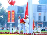 [Ảnh] Đông đảo người dân, thanh niên tham gia Lễ Thượng cờ chào mừng 81 năm Quốc khánh