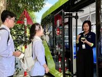 Quảng Ninh triển khai xe buýt điện miễn phí đưa đón học sinh đến trường