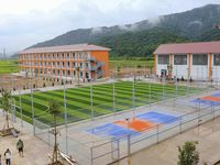 Những ngôi trường liên cấp mới gieo mầm tri thức nơi biên giới