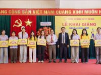 Trường Cao đẳng Đại Việt Đà Nẵng trao hàng trăm học bổng, sẵn sàng hành trình mới